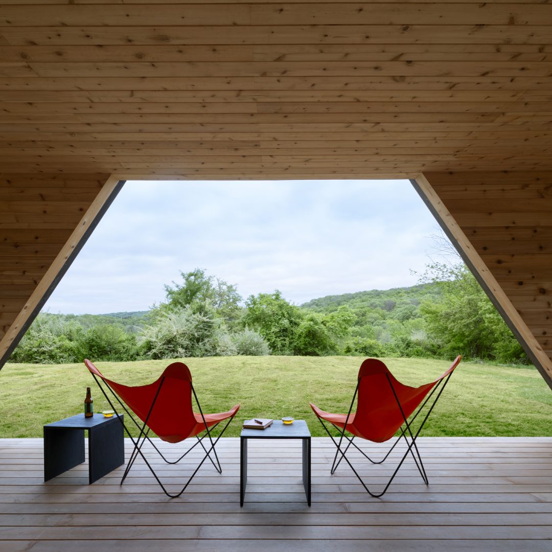 Images © Devon Banks