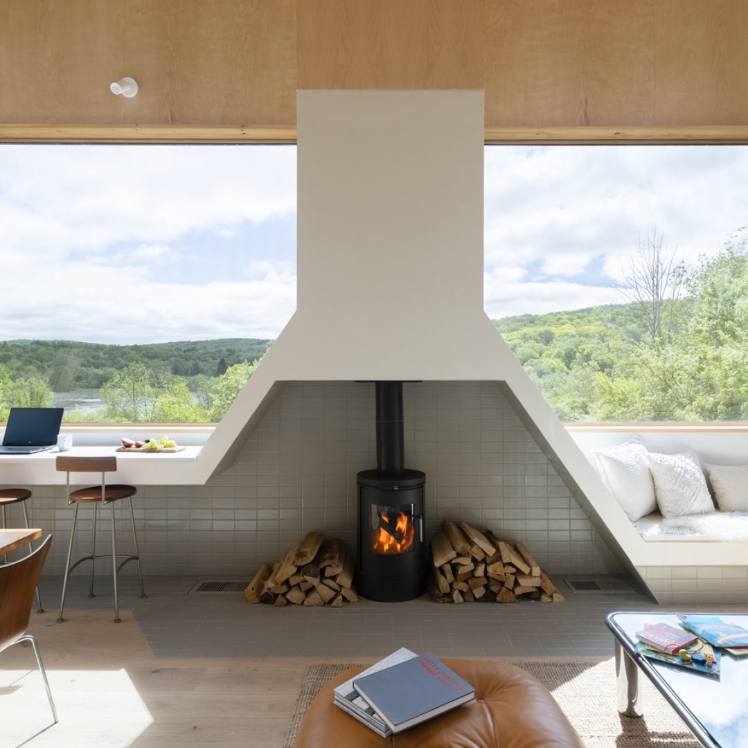 Images © Devon Banks