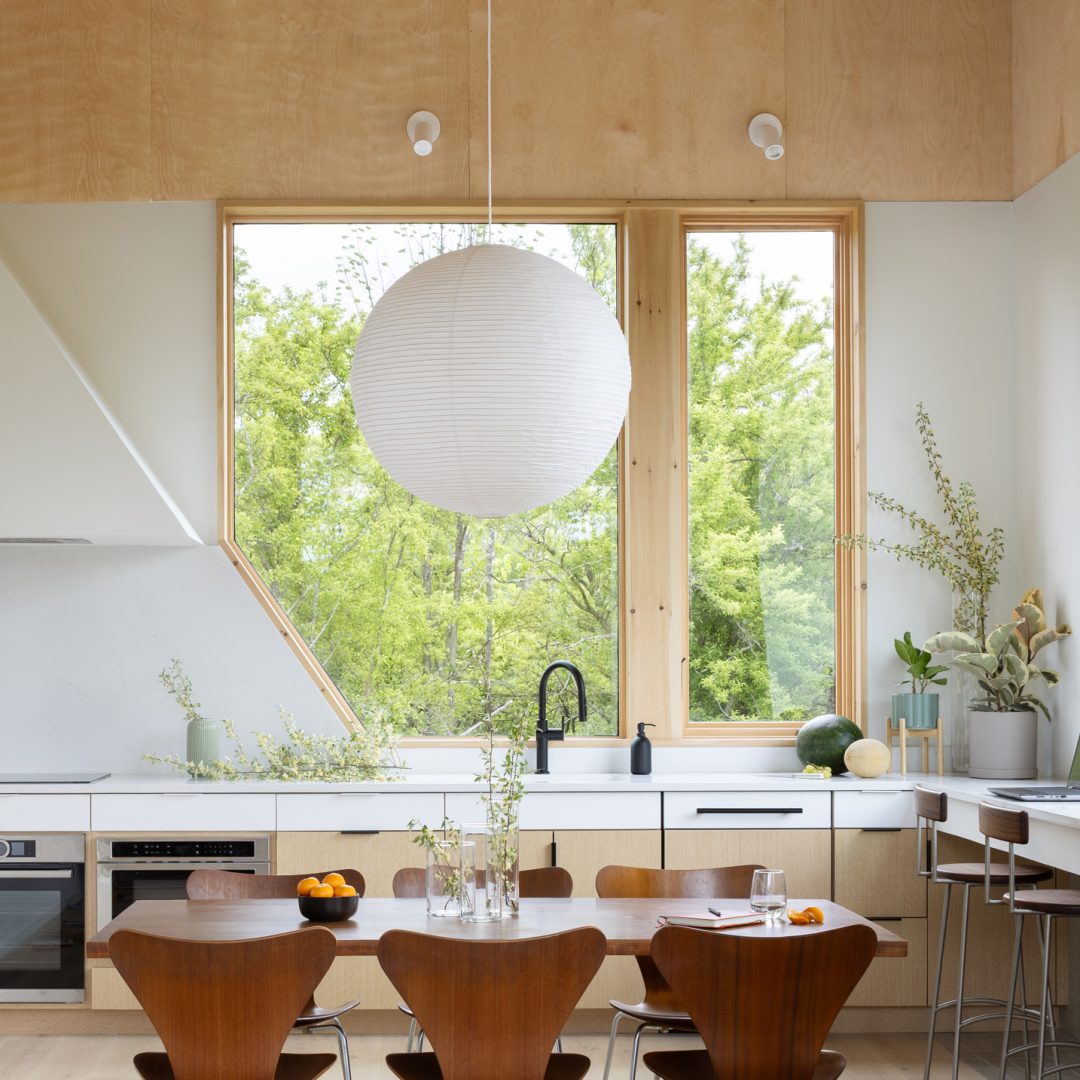 Images © Devon Banks