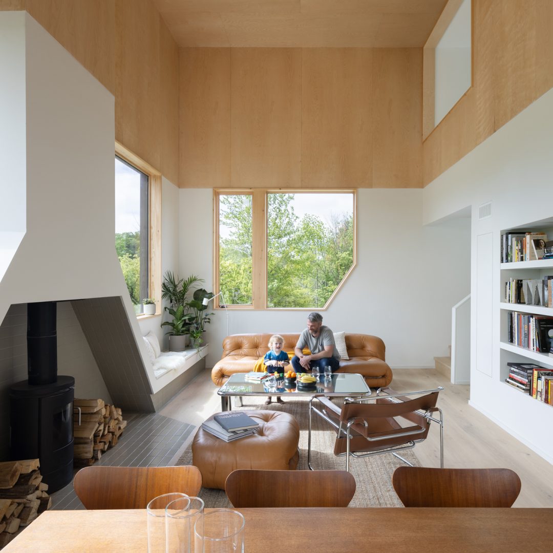 Images © Devon Banks