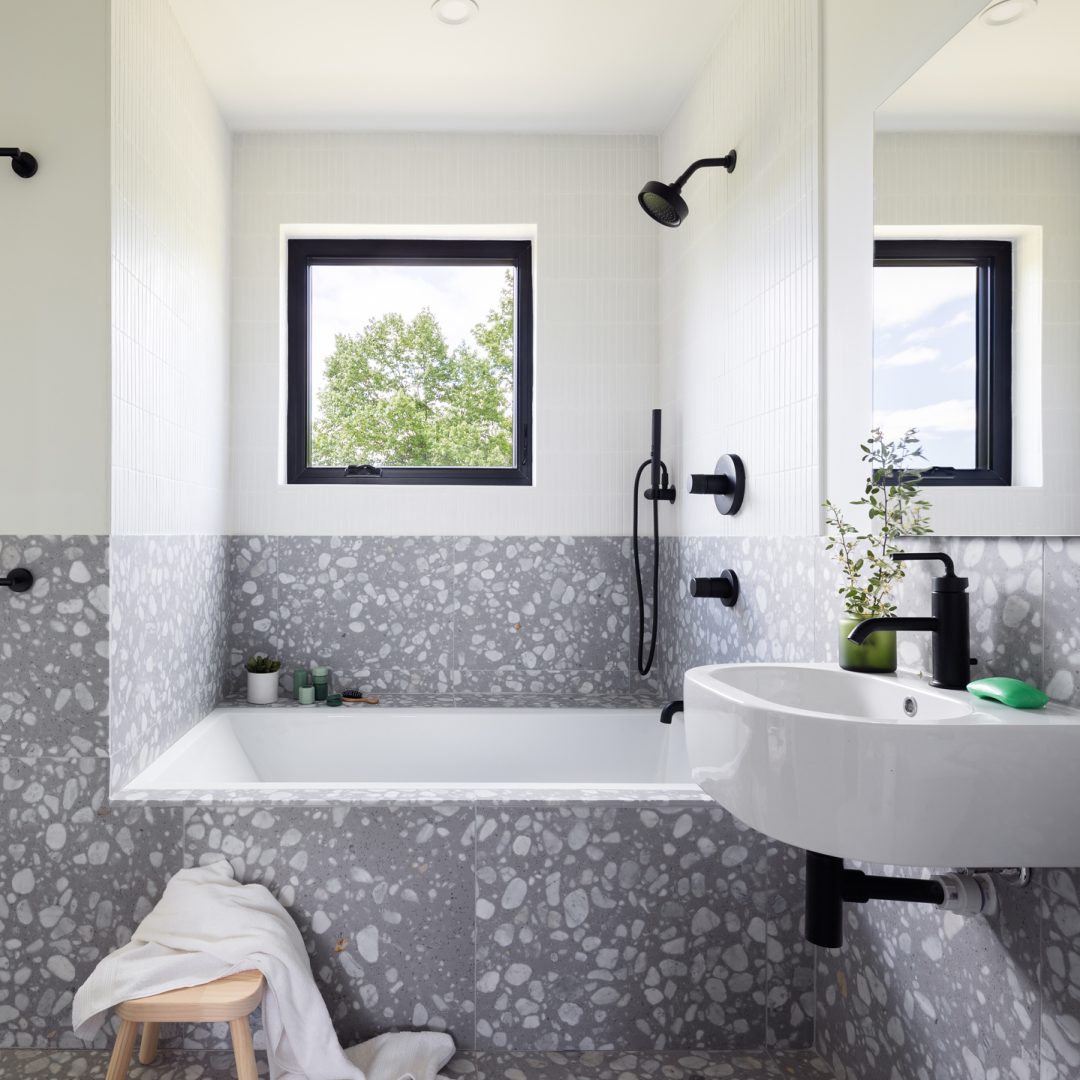 Images © Devon Banks