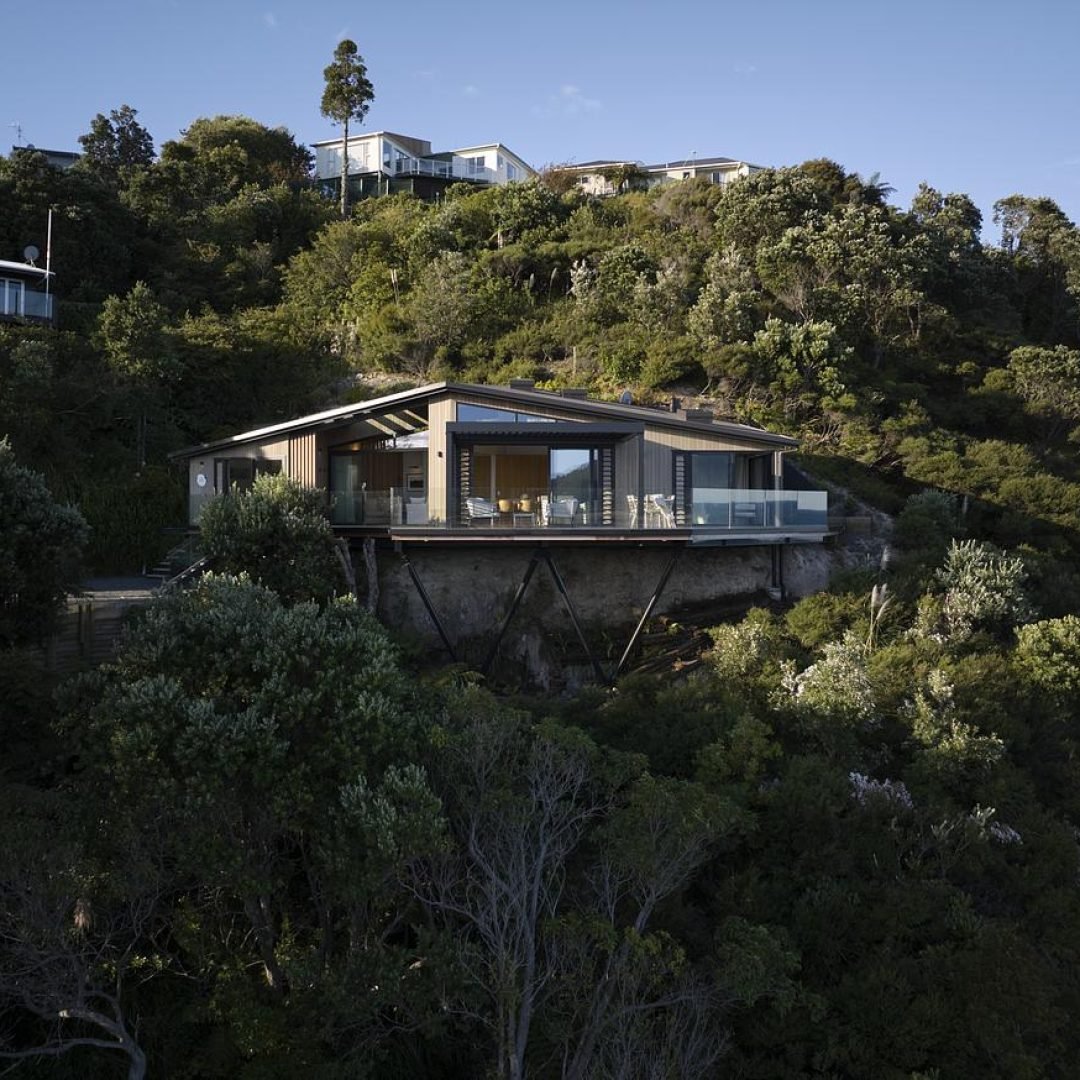 Images © Amanda Aitken