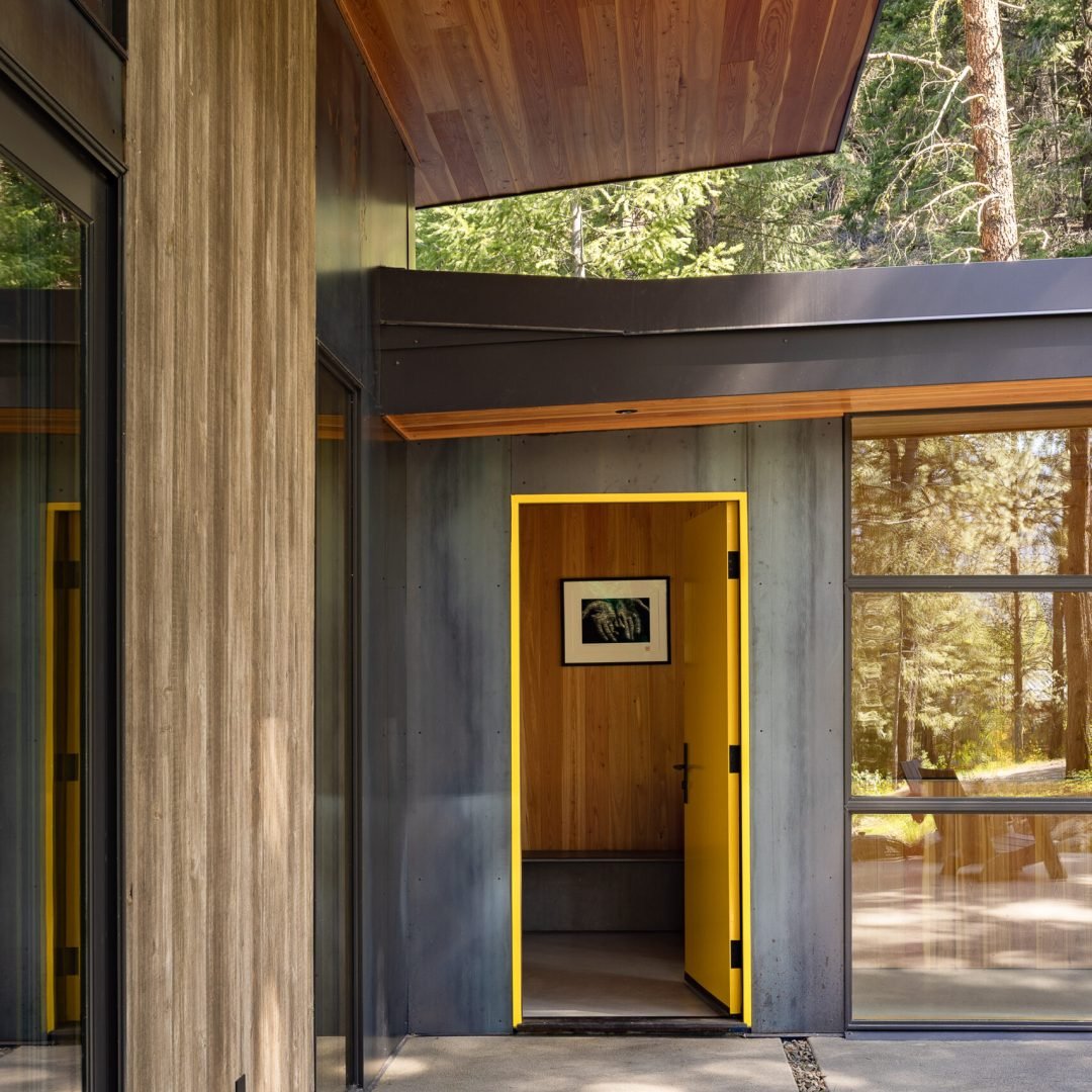 Images © Andrew Pogue