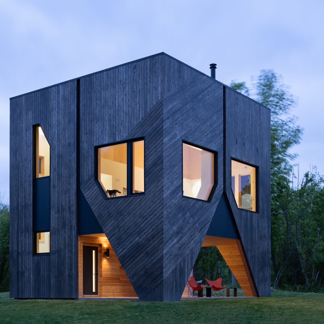 Images © Devon Banks