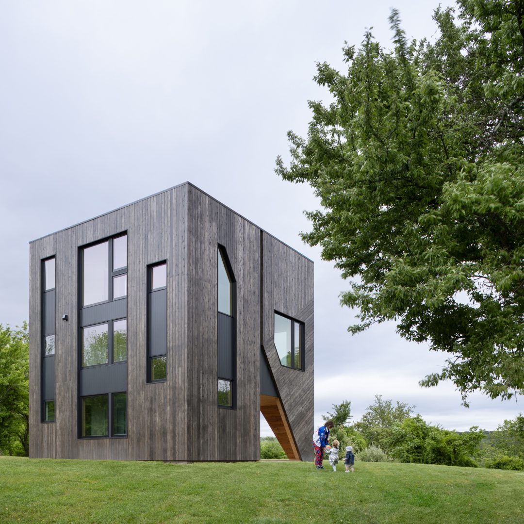 Images © Devon Banks