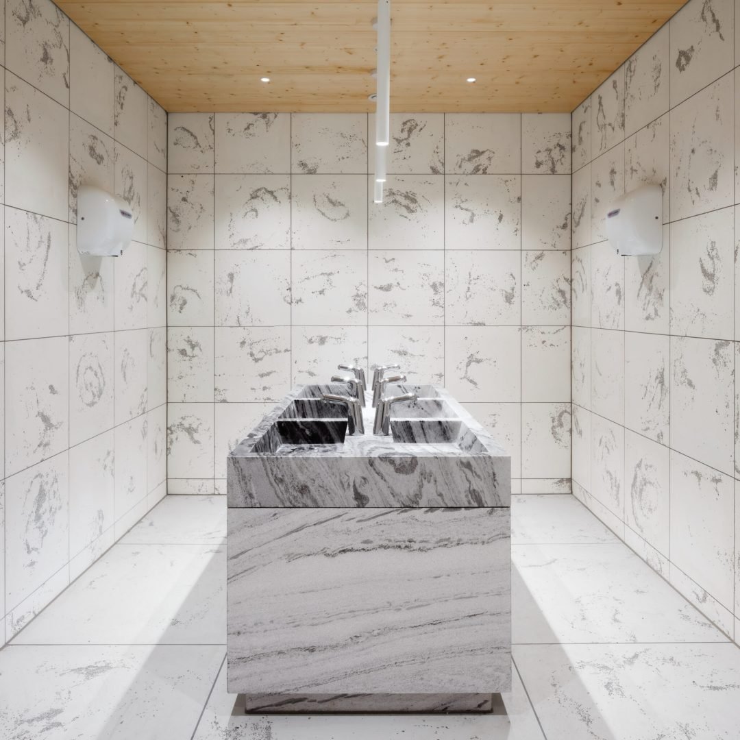 Images © Sebastian van Damme