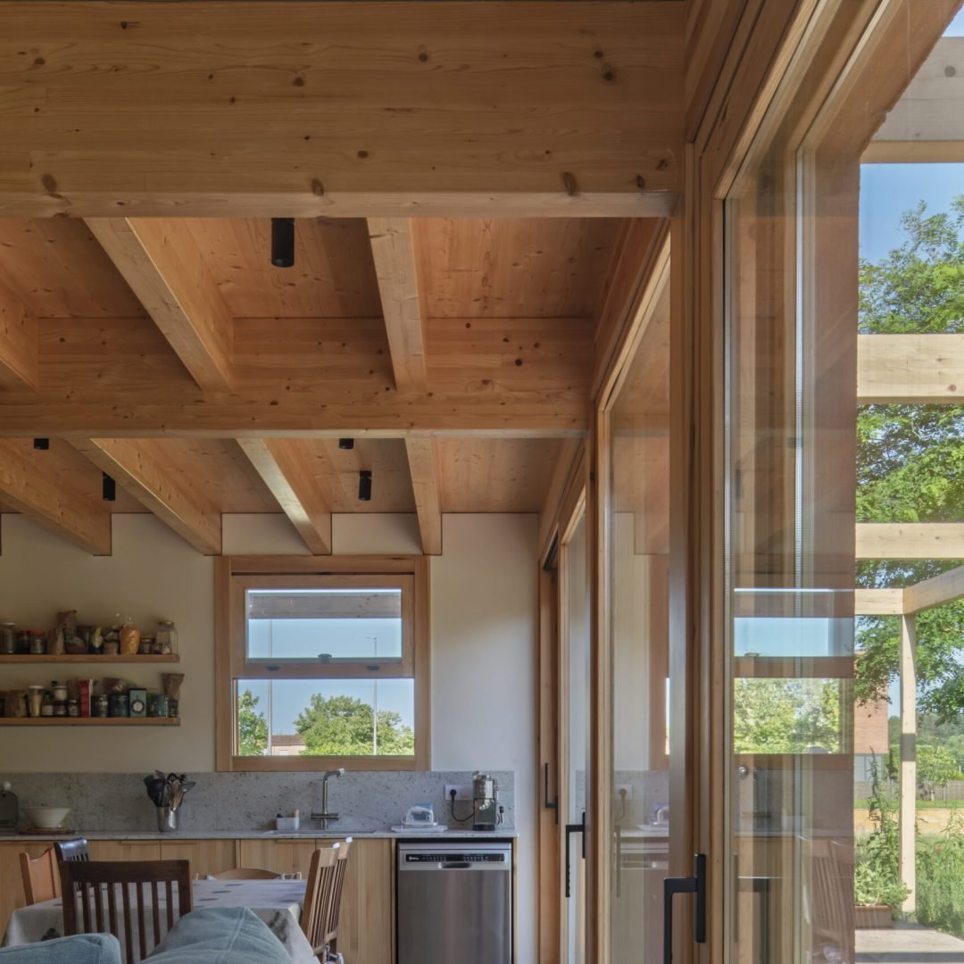 Images © Andres Flajszer