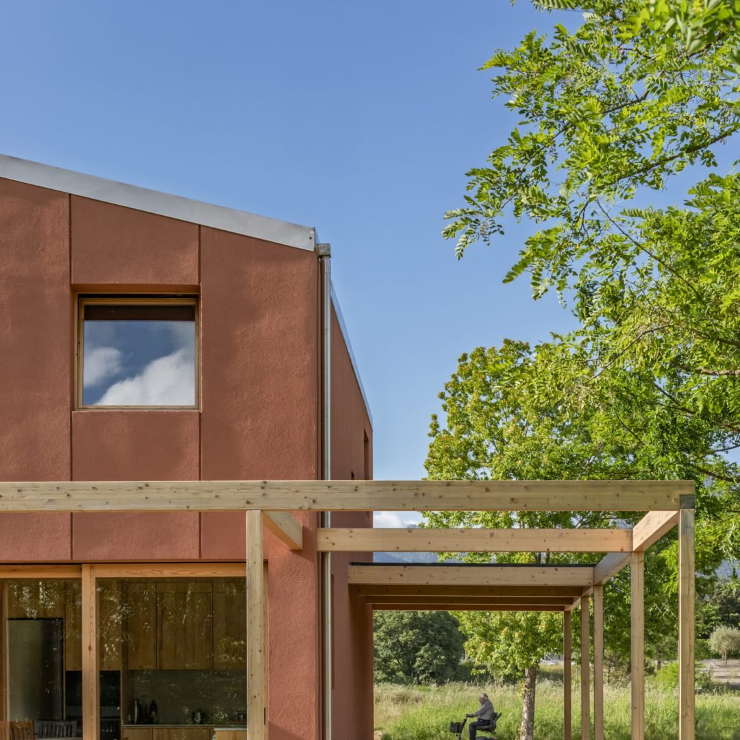 Images © Andres Flajszer