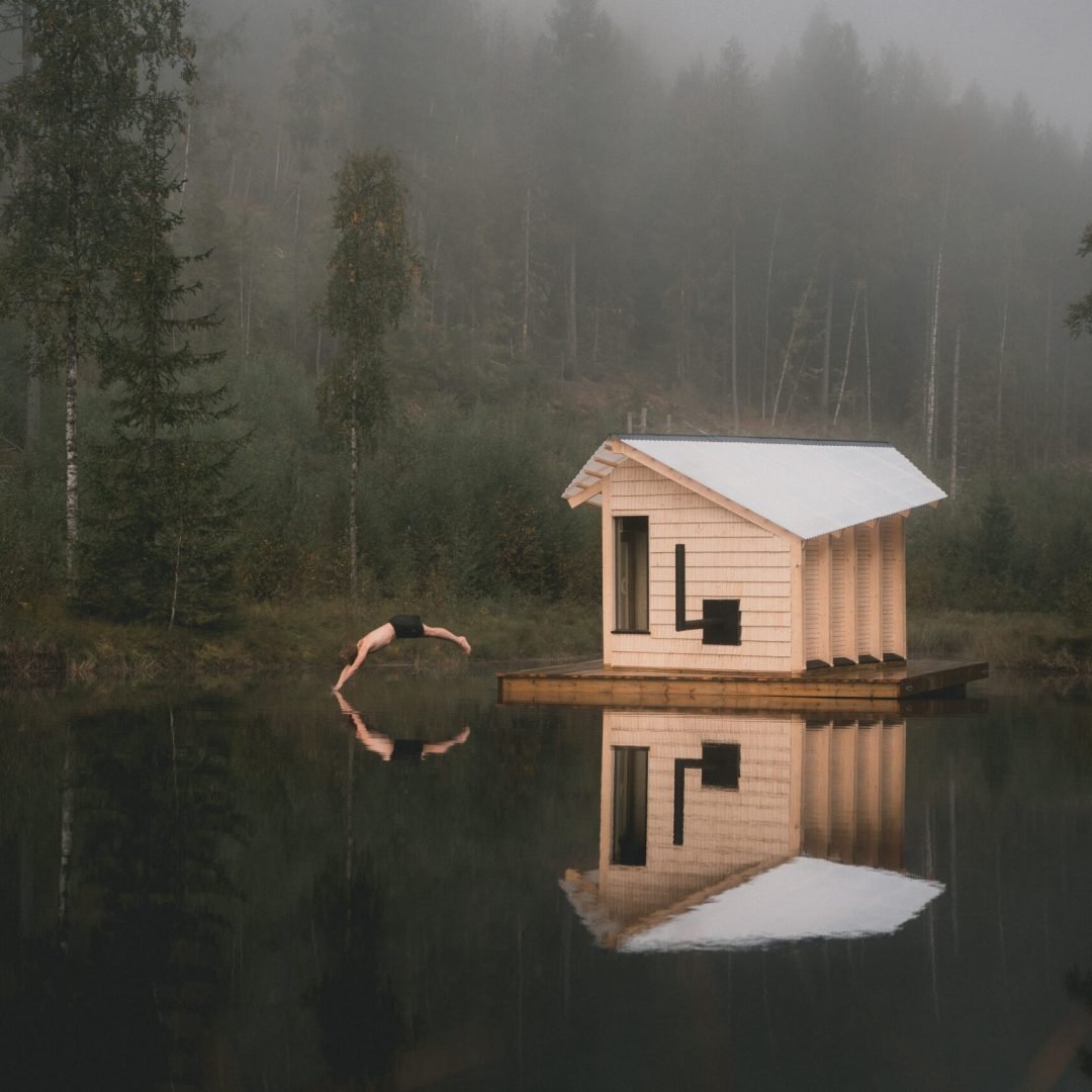 Images © Peter Elias Hoddevik