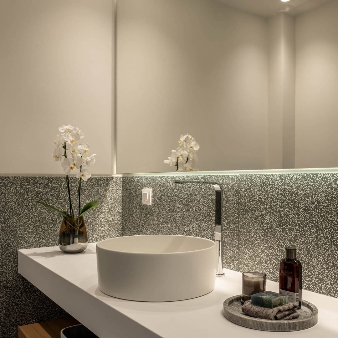 Images © Giorgos Sfakianakis