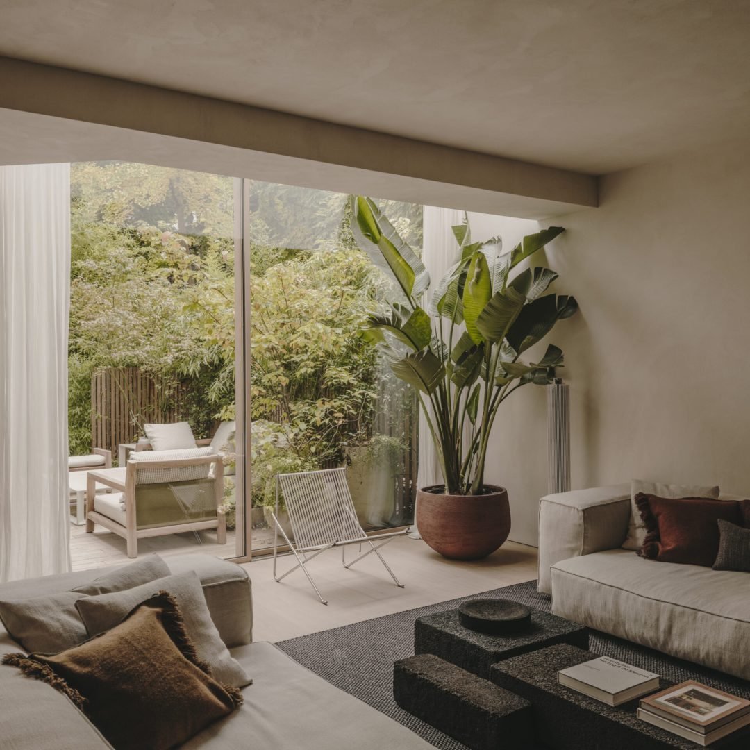 Images © Salva Lopez